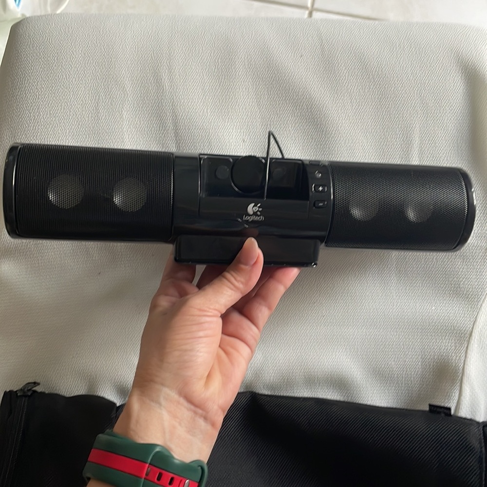 Logitech speaker for phone